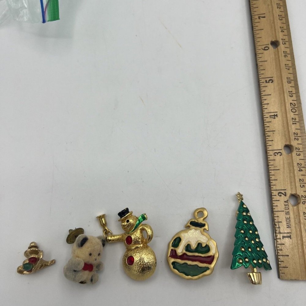 5 Christmas Holiday Brooches Pin Snowman, Tree Sleigh, Bauble. Metal Felt bear - Picture 16 of 16